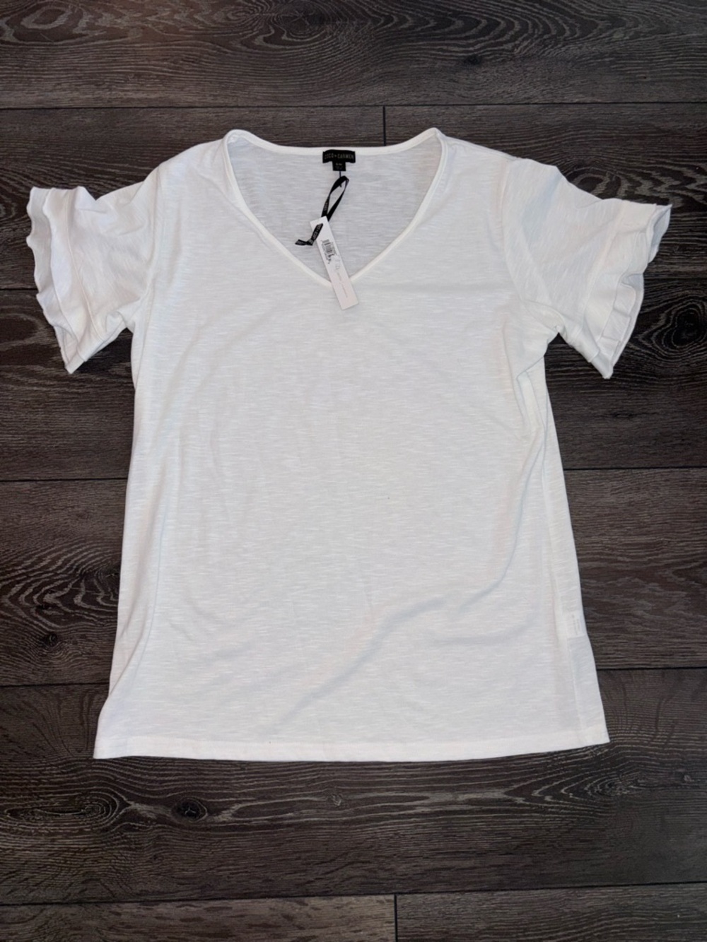 NWT Coco & Carmen S/M White V-Neck Ruffle Sleeve Tee